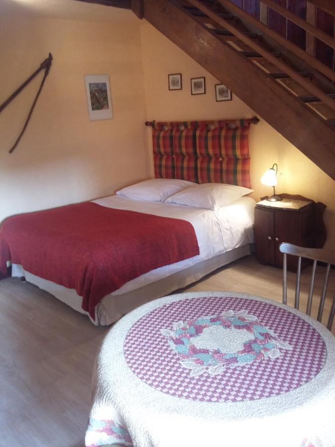 Bed and Breakfast Les Petites Chapelles à Saint-Pierre-de-Plesguen Extérieur photo