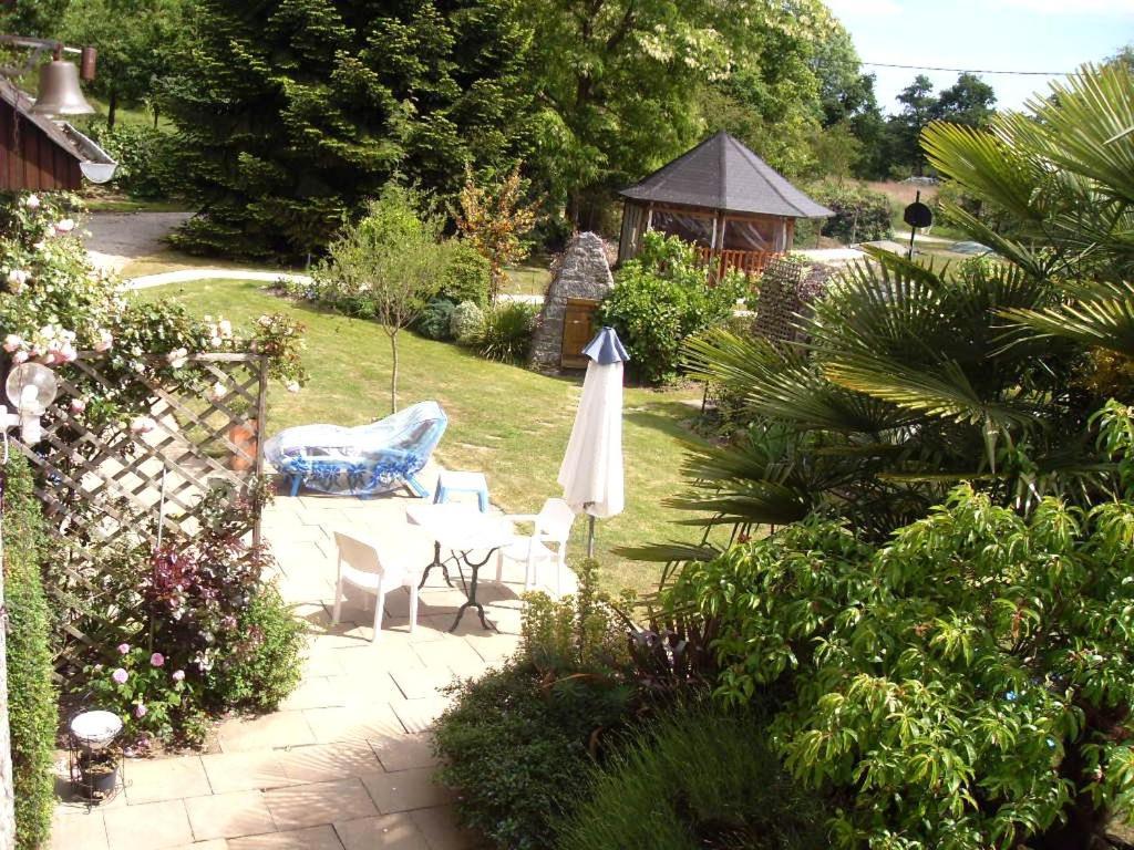 Bed and Breakfast Les Petites Chapelles à Saint-Pierre-de-Plesguen Extérieur photo