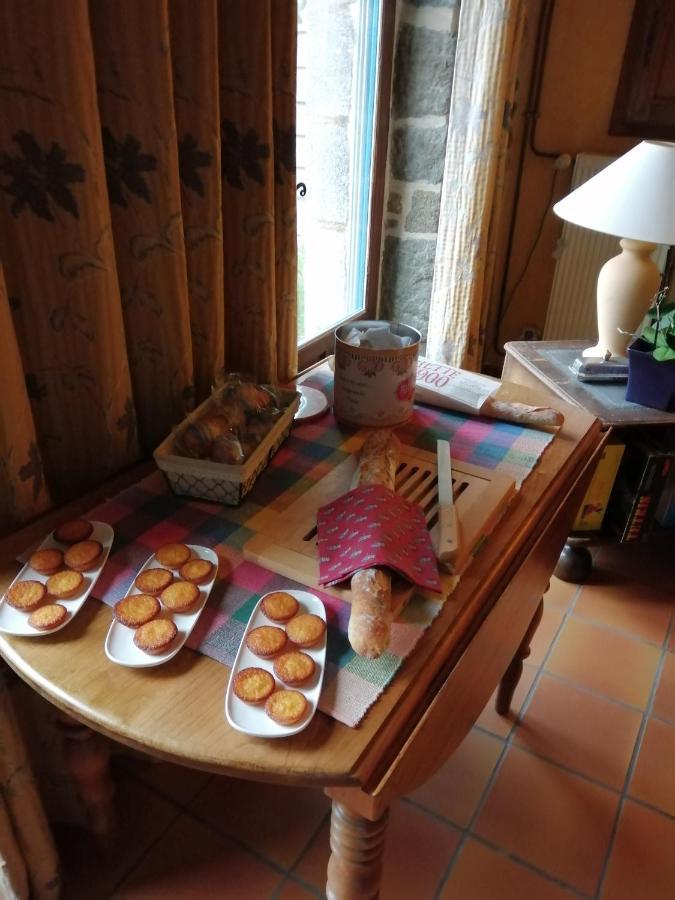 Bed and Breakfast Les Petites Chapelles à Saint-Pierre-de-Plesguen Extérieur photo