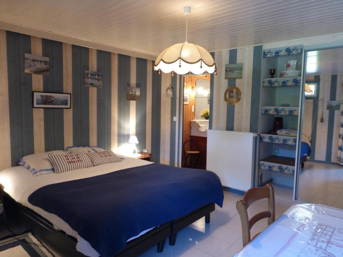 Bed and Breakfast Les Petites Chapelles à Saint-Pierre-de-Plesguen Extérieur photo